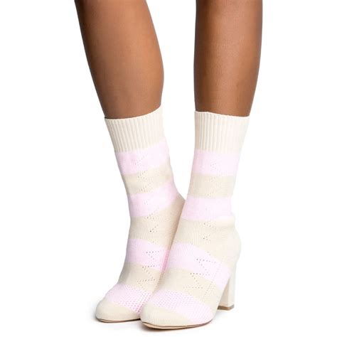 CAPE ROBBIN Perry 2 Nude Bootie PERRY 2 NUDE Shiekh