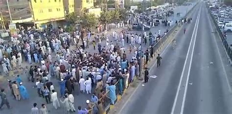 Anti Encroachment Op Sparks Protest In Karachis North Nazimabad