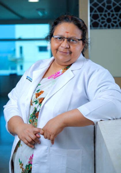 Dr. V. Lekha - Gastroenterology Doctor, Kochi- VPS Lakeshore