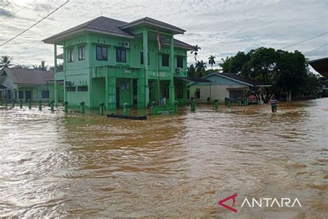 Bpbd Desa Di Kabupaten Aceh Barat Terendam Banjir Antara News