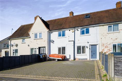 Bedroom Terraced House For Sale In Wilson Drive Sutton Coldfield