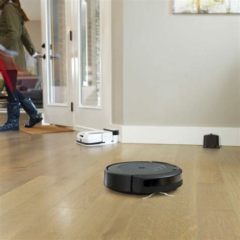 IRobot Roomba I4 4150 Wi Fi Connected Robot Vacuum