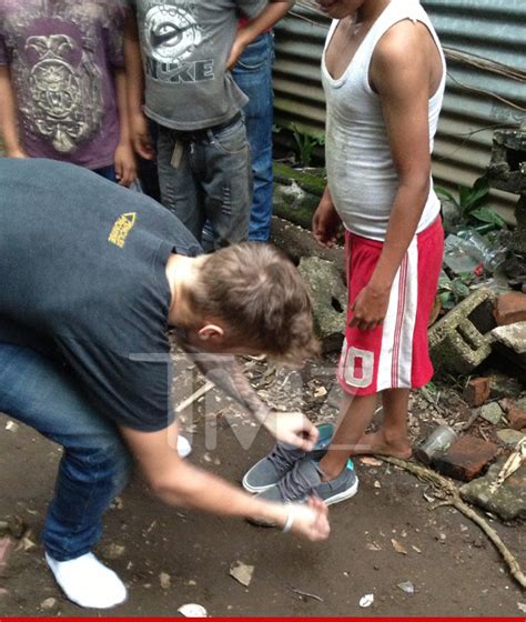 Justin Bieber ayuda a construir una escuela en Guatemala La República EC