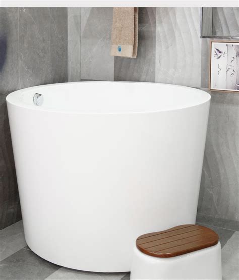 Japanese Soaking Tub 43white Acrylic Round Bathtub Bathroom Tub