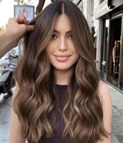 Major Hair Trends That Youll See Everywhere In Ecemella Honey Hair Brunette Hair