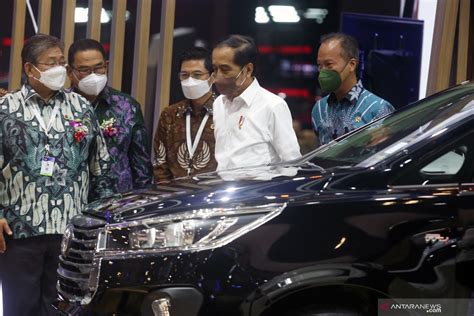 Kemenperin Pmi Manufaktur Ri Bukti Industri Otomotif Ekspansif