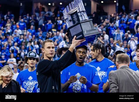 Duke Basketball Trophy Hi Res Stock Photography And Images Alamy