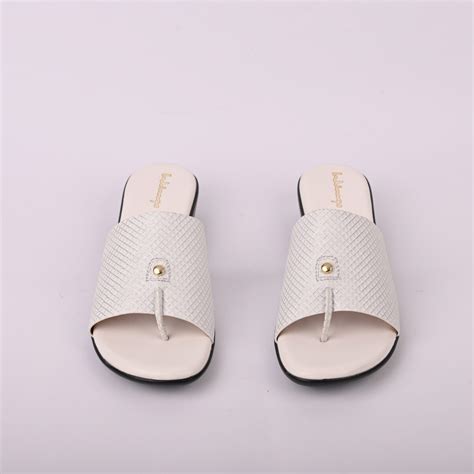 Elegant Ensemble Womens Flat Slippers Wingsshoes