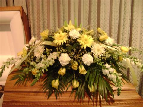 Casket Spray Featuring Gerbera Daisies Funeral Flowers Sympathy