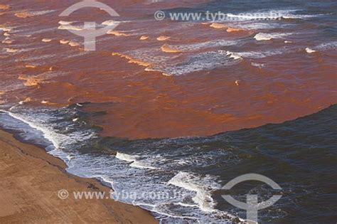 Tyba Online Assunto Foto Aérea Da Lama Chegando Ao Mar Pelo Rio