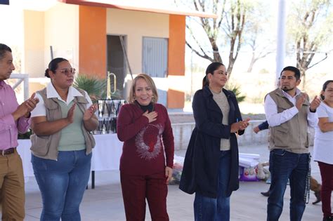 Benefician A Estudiantes De Tabasco Con Material Mobiliario E