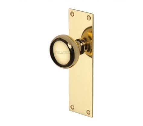 Polished Brass Heritage Brass Balmoral Door Knobs Backplate