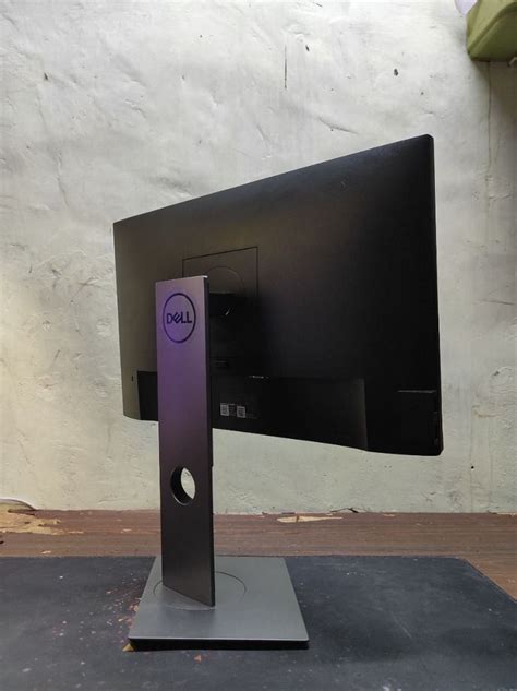 Dell Monitors Frameless And Non Frameless Computers And Tech Parts