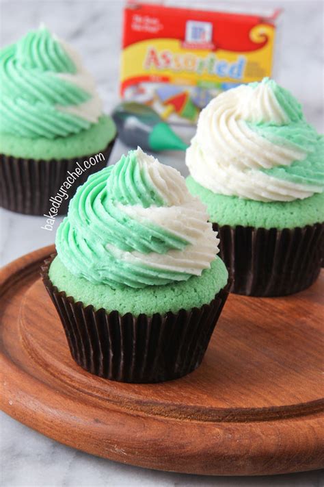 Vanille Cupcakes Mit Vanille Buttercreme Rezepte Suchen