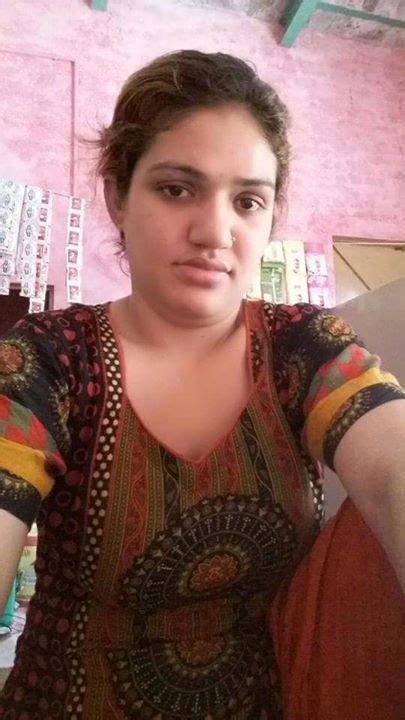 Pakistani Desi Housewife Neat And Clean Pics