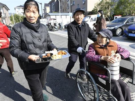 暖胃又暖心，未来乡村里的这家邻里食堂开业