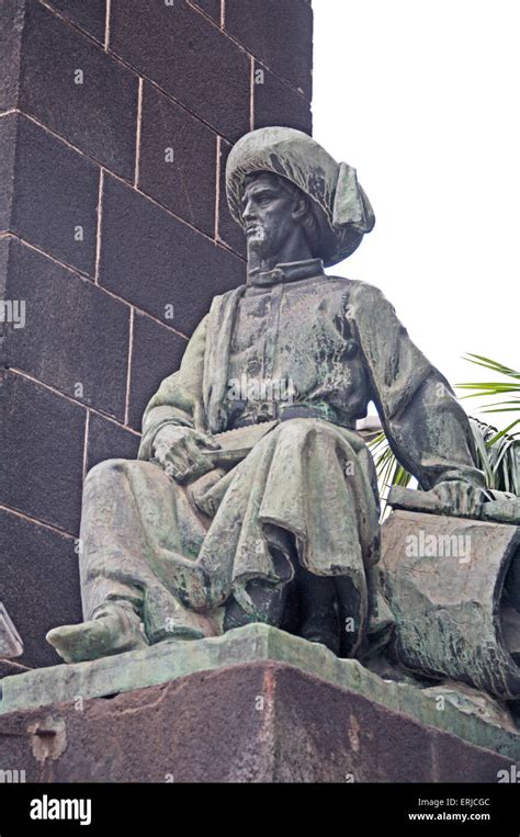 Funchal Henry The Navigator Statue Madeira Portugal Stock Photo Alamy