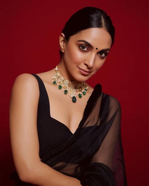 Kiara Advani Black Saree ♠️💓 R Indianactressespics