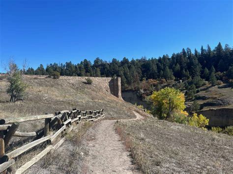 [Hike] Castlewood Canyon State Park - a girl can tri