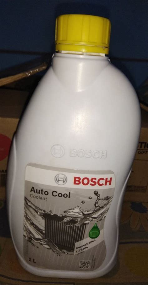 Green Bosch Engine Coolant Radiator Coolent Packaging Size Litre At