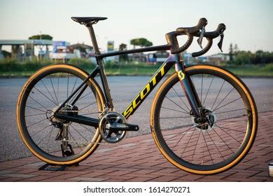 1,035 Scott Bikes Images, Stock Photos, 3D objects, & Vectors | Shutterstock