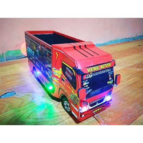 Jual Miniatur Truk Oleng Parah Bisa Belok Carlo Fariasi Lampu Led