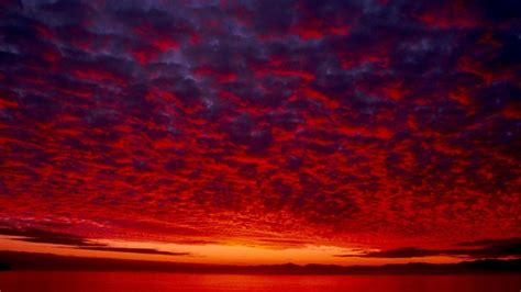 Cielos Rojos Fondo De Pantalla Rojo Hd X Wallpapertip