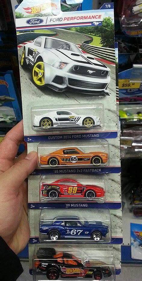 T Hunted A nova coleção Mustang Racing da Hot Wheels