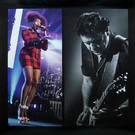 Simple Minds Celebrate Live At The Sse Hydro Glasgow Limited