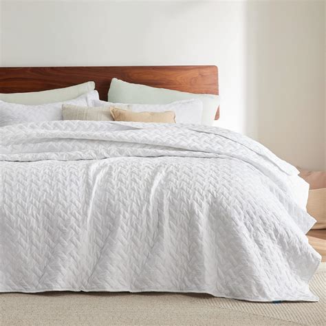 Bedsure King Size Quilt Set Lightweight Summer Quilt King Ivory