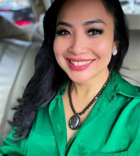 Sang Putri Melahirkan Feni Rose Jadi Nenek Di Usia 47 Tahun