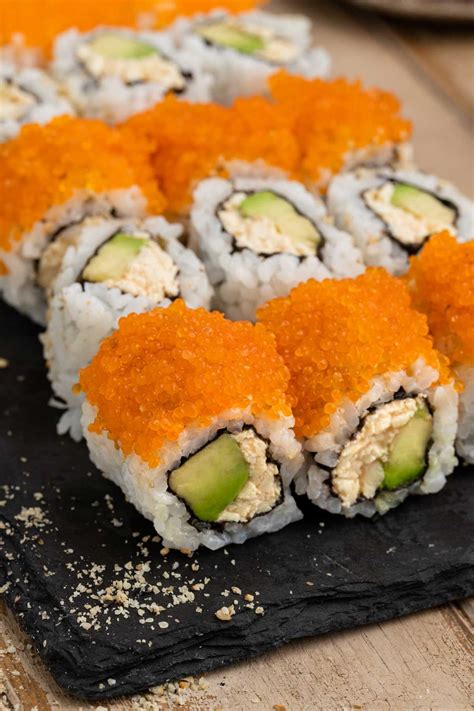 Vegan California Roll • Vegan Everytime