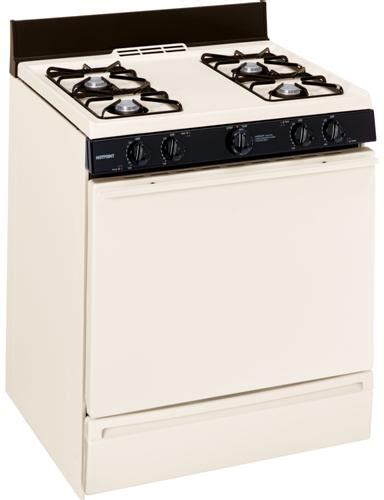 Hotpoint Rgb508petwh 30 Inch Freestanding Gas Range With 4 Open Burners