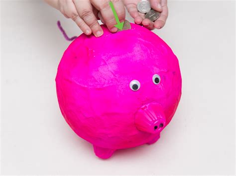 3 Ways to Make a Piggy Bank - wikiHow