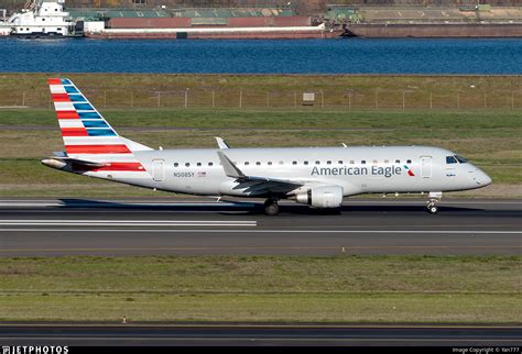 N Sy Embraer Lr American Eagle Skywest Airlines Yan