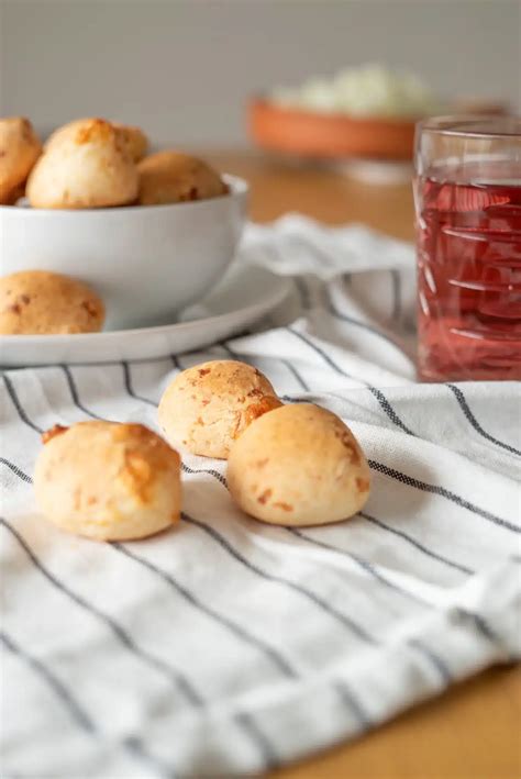 Pão de queijo fácil de 4 ingredientes Ariana Pazzini