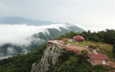 Descubre La Excepcional Vista De La Tierra Desde La Piedra En Surutato