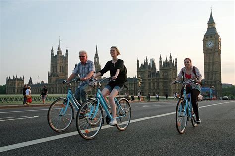 Bike Tour in London | TheList.Travel