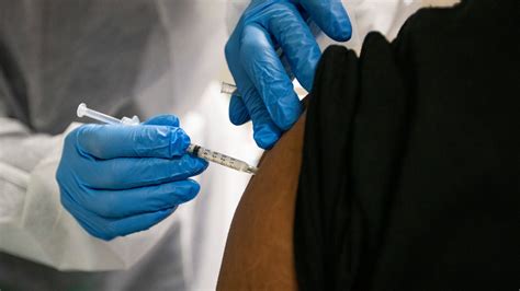 COVID vaccine Florida: School, day care workers of any age can get vaccine