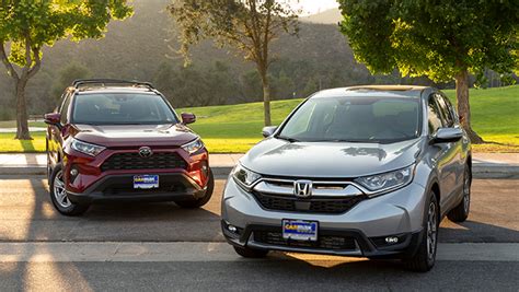 Honda Cr V Or Toyota Rav4 Heres Your Expert Guide Carmax