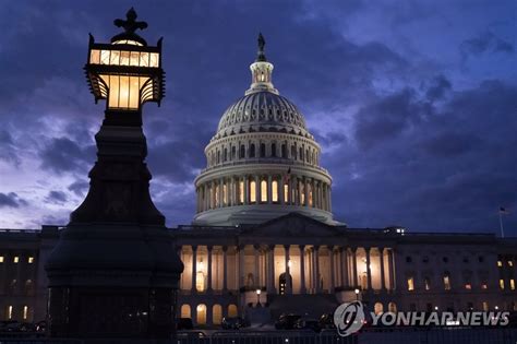 미 임시지출 법안 상원도 통과연방정부 셧다운 위기 넘겨종합2보 나무뉴스