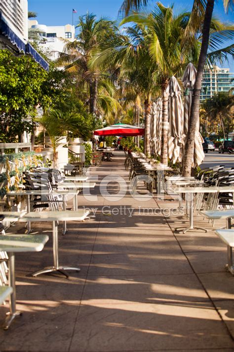 Street Sign Of Famous Ocean Drive In South Beach Miami Stock Photo