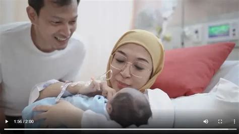 8 Potret Mesra Fedi Nuril Dan Istri Yang Jarang Tersorot Dikaruniai