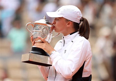 Roland Garros Swiatek Vince Il Torneo Femminile Sconfitta Muchova In