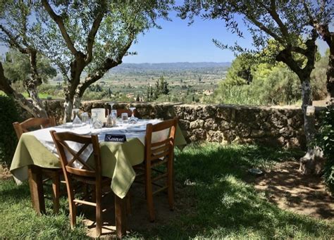 Ponti Primaverili Boom Di Prenotazioni Negli Agriturismi Del Messinese