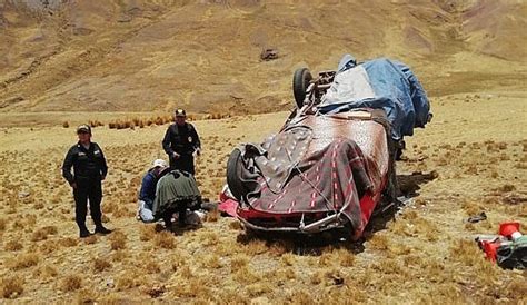 Se Olvida Poner Freno De Mano Y Destroza Su Camioneta En Abismo