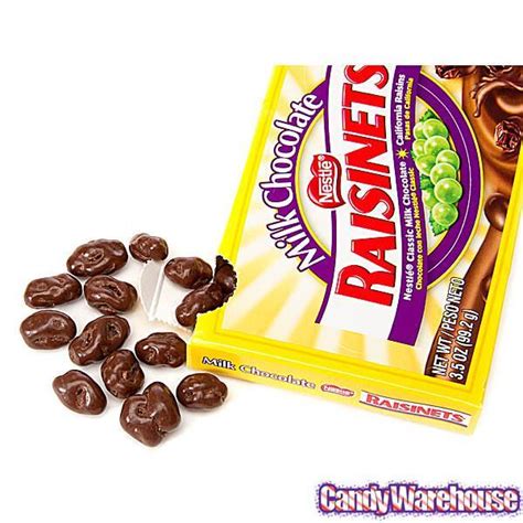 Raisinets Milk Chocolate Raisins Candy 3.5-Ounce Packs: 15-Piece Box | Candy Warehouse