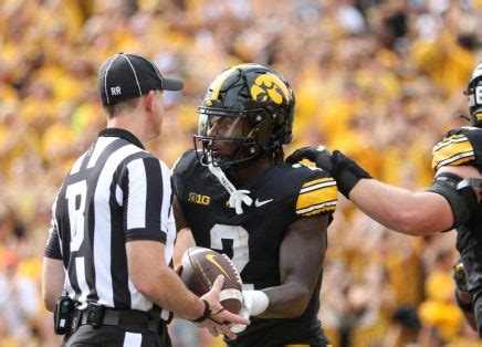 Iowa Junior RB Kaleb Johnson Named Semifinalist For Maxwell Award