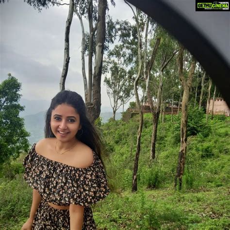 Sana Amin Sheikh Instagram Gethu Cinema