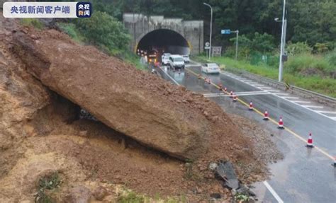 四川广元暴雨致多地山体滑坡 国道g108线半幅通行央广网